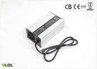 o carregador de bateria da alta tensão de 72V 6A 2,5 quilogramas para a bateria LiFePO4 embala com a caixa de prata preta