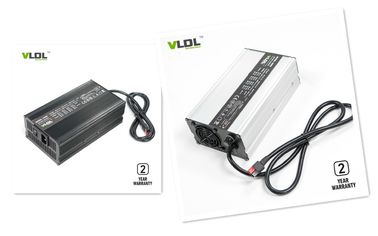 Carregamento inteligente automático do carregador de bateria 58.4V do lítio 8A para LiFePO4 o peso leve da bateria 2.5KG